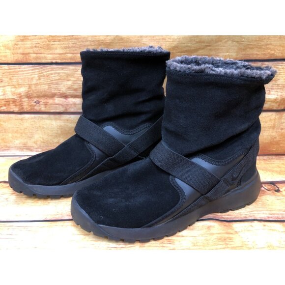 Nike Golkana Triple Black Winter Boots 862513-004 Womens 7 /38 (g7n) - Picture 1 of 10